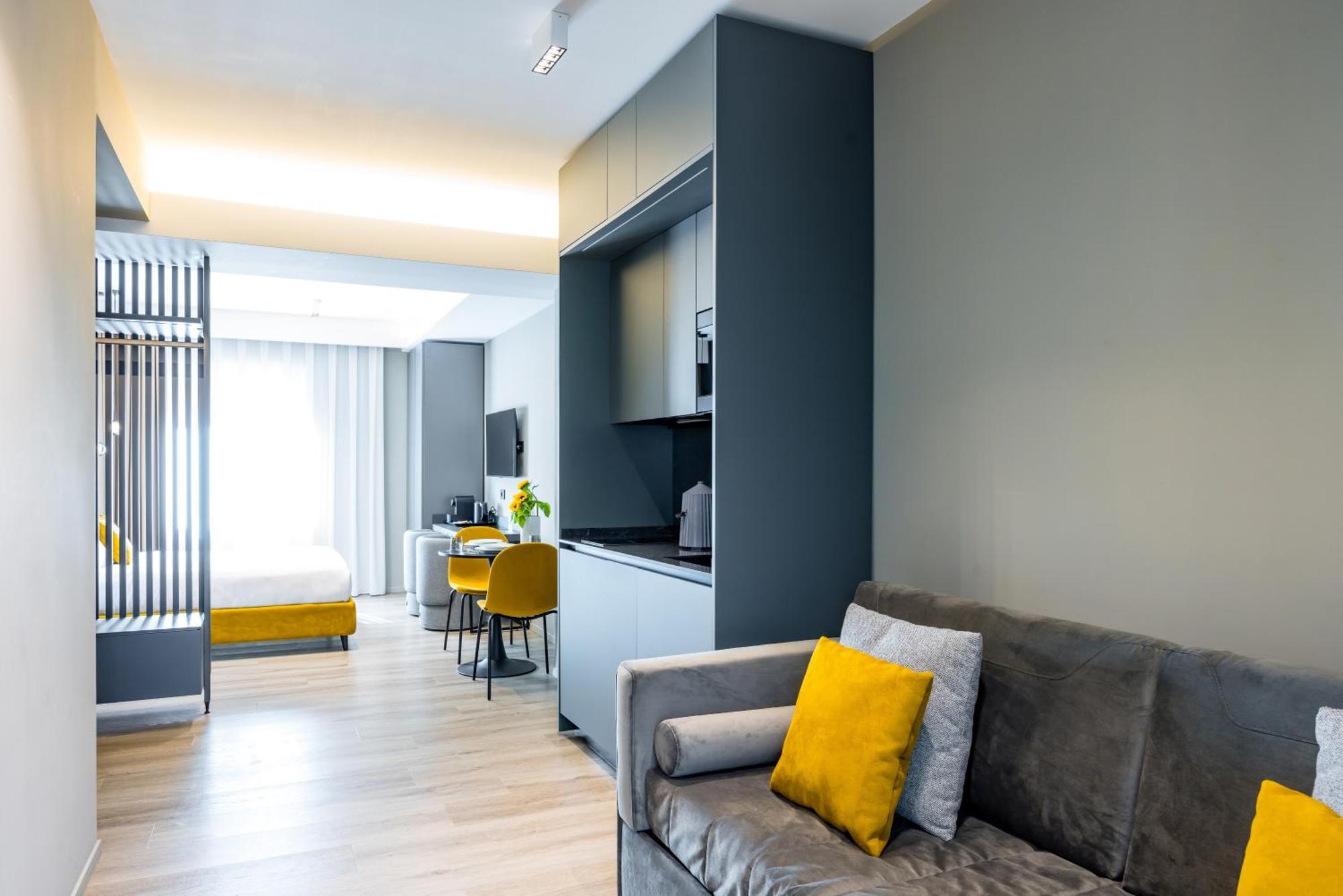 Mh Suites Plebiscito Neapel Exteriör bild
