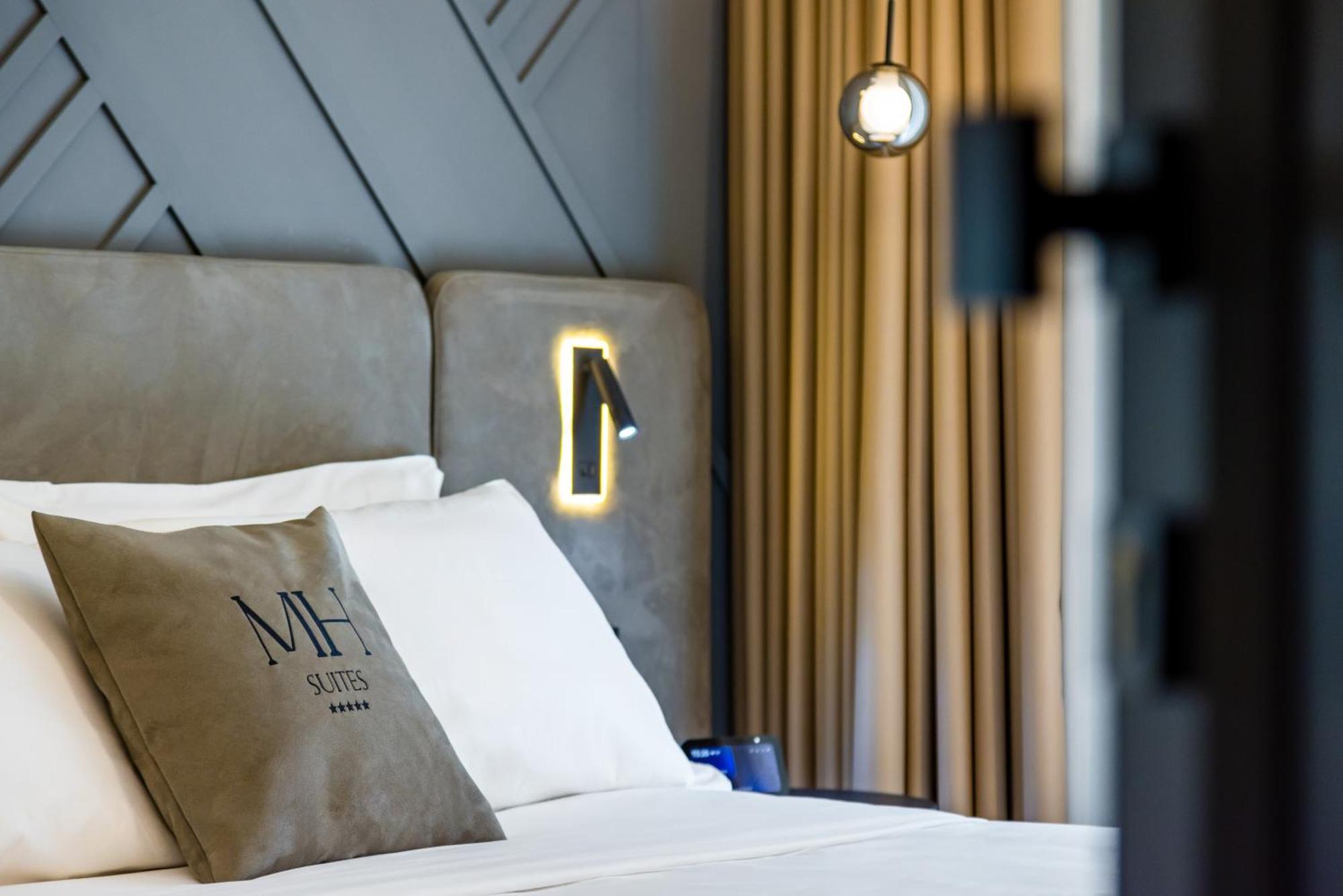 Mh Suites Plebiscito Neapel Exteriör bild