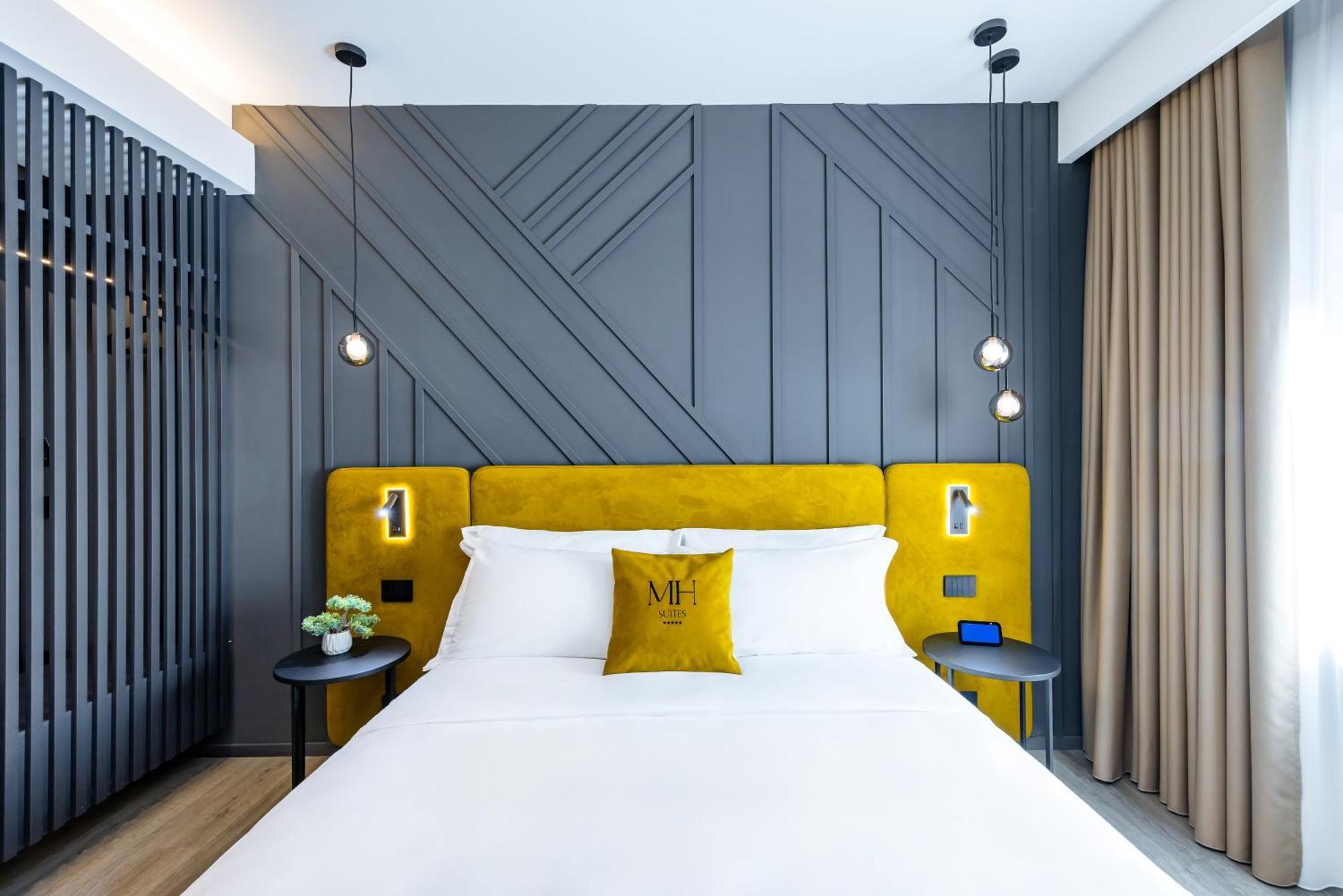 Mh Suites Plebiscito Neapel Exteriör bild