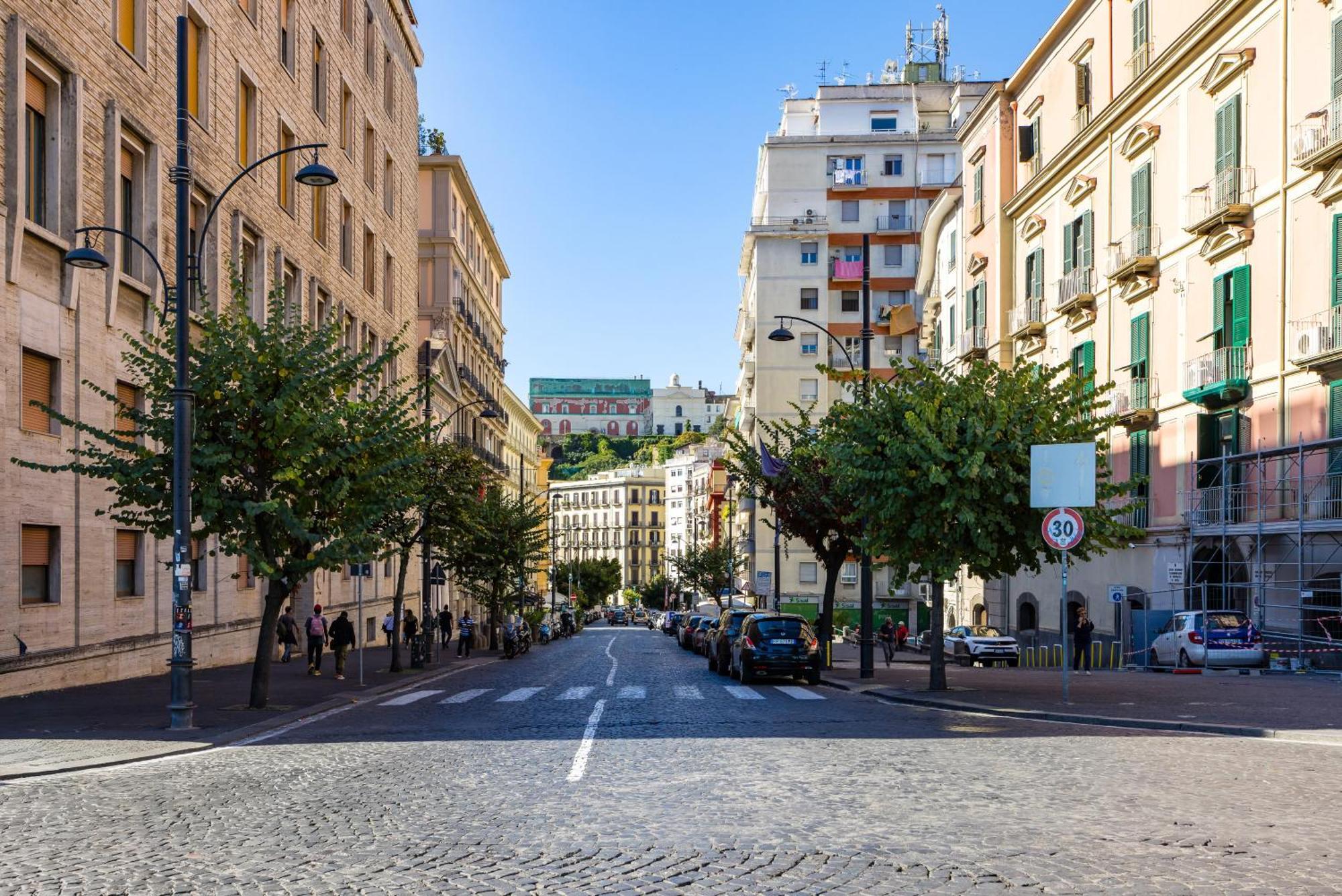 Mh Suites Plebiscito Neapel Exteriör bild