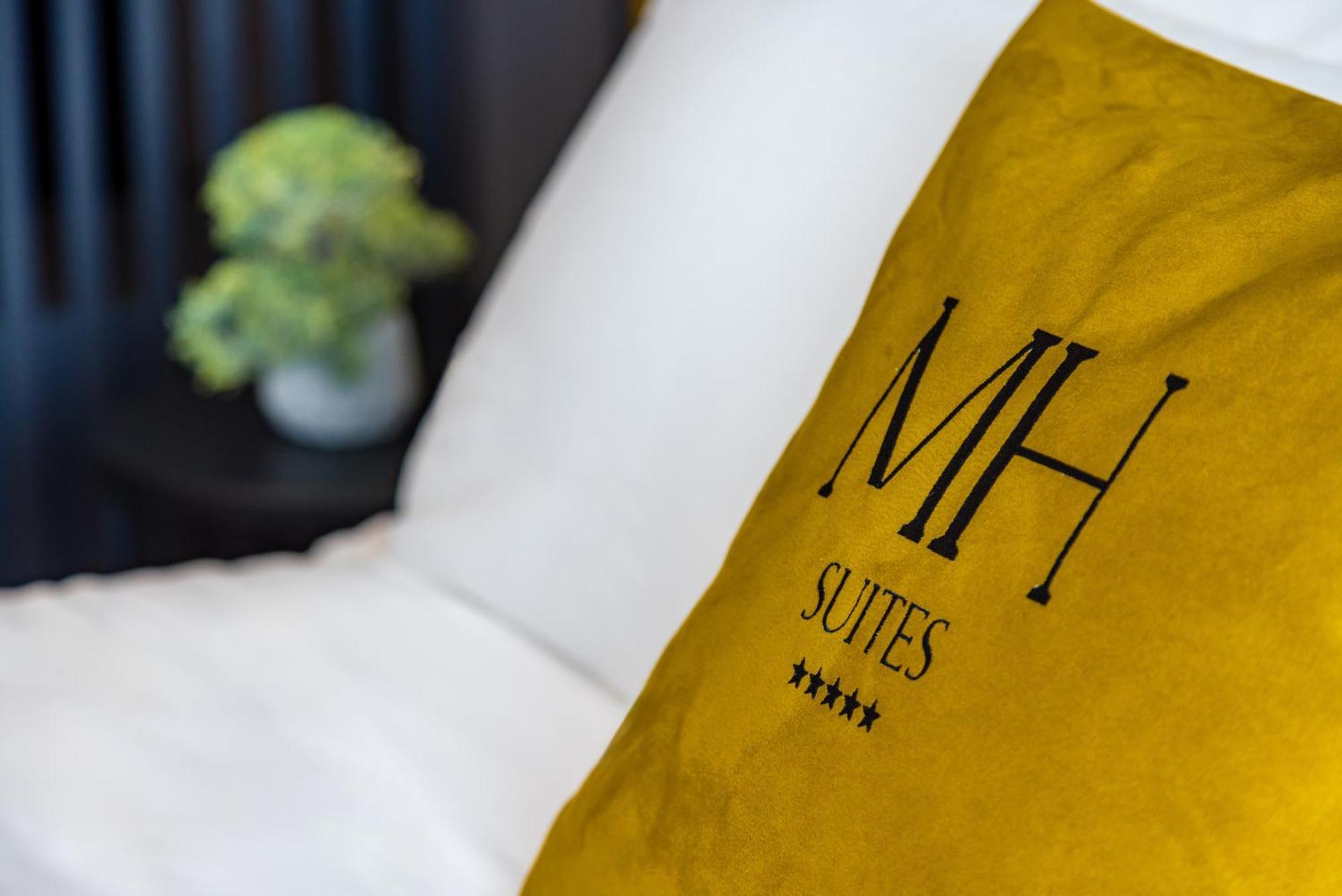 Mh Suites Plebiscito Neapel Exteriör bild