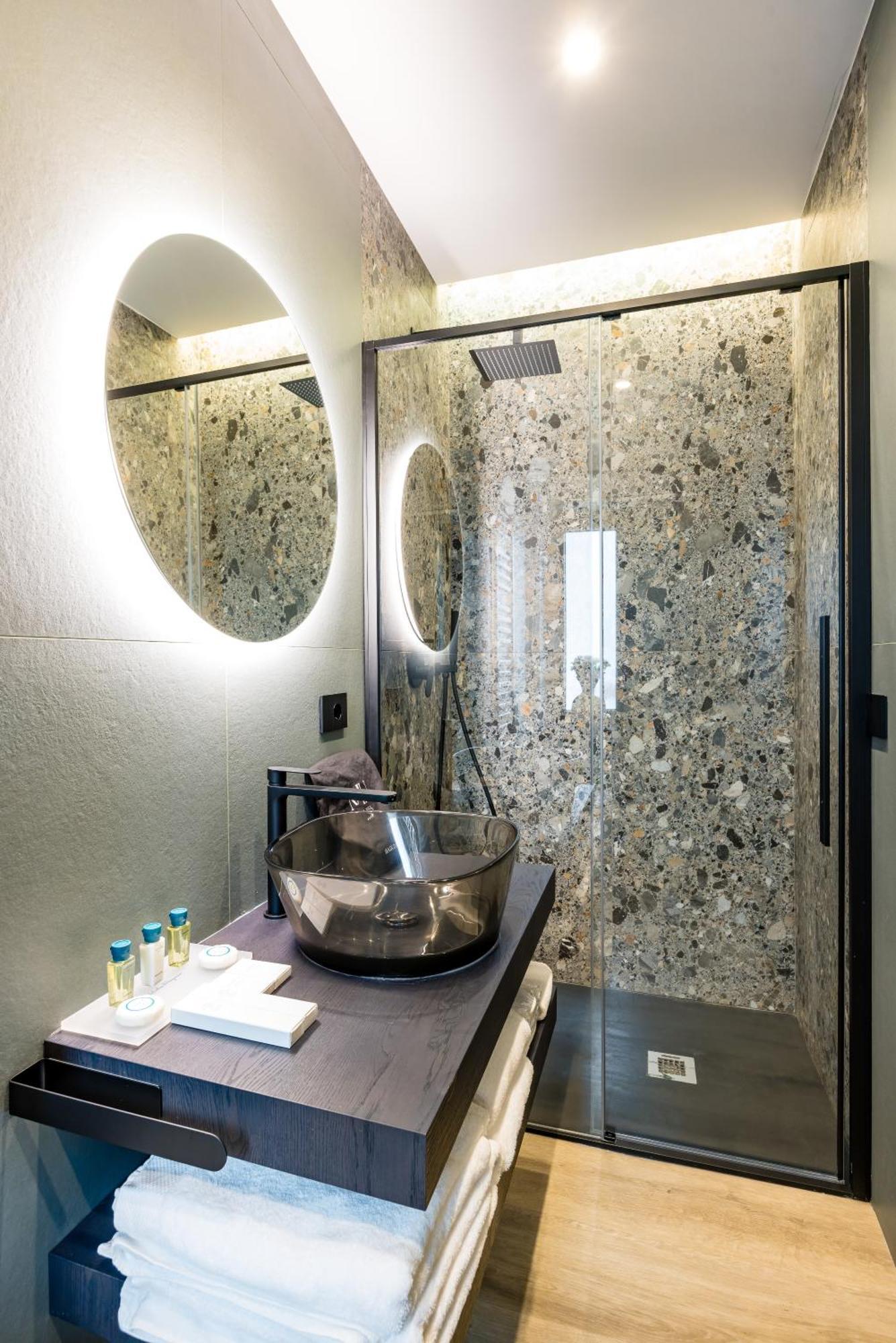 Mh Suites Plebiscito Neapel Exteriör bild