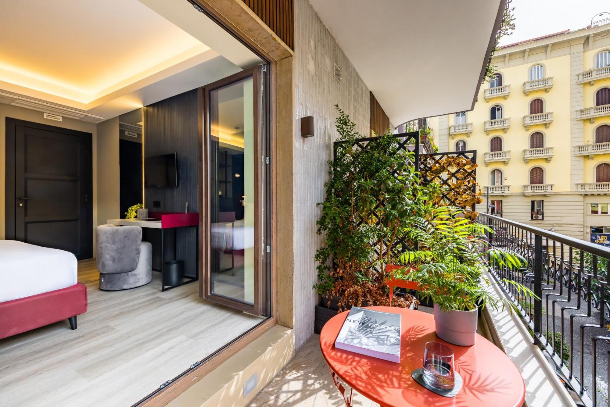 Mh Suites Plebiscito Neapel Exteriör bild