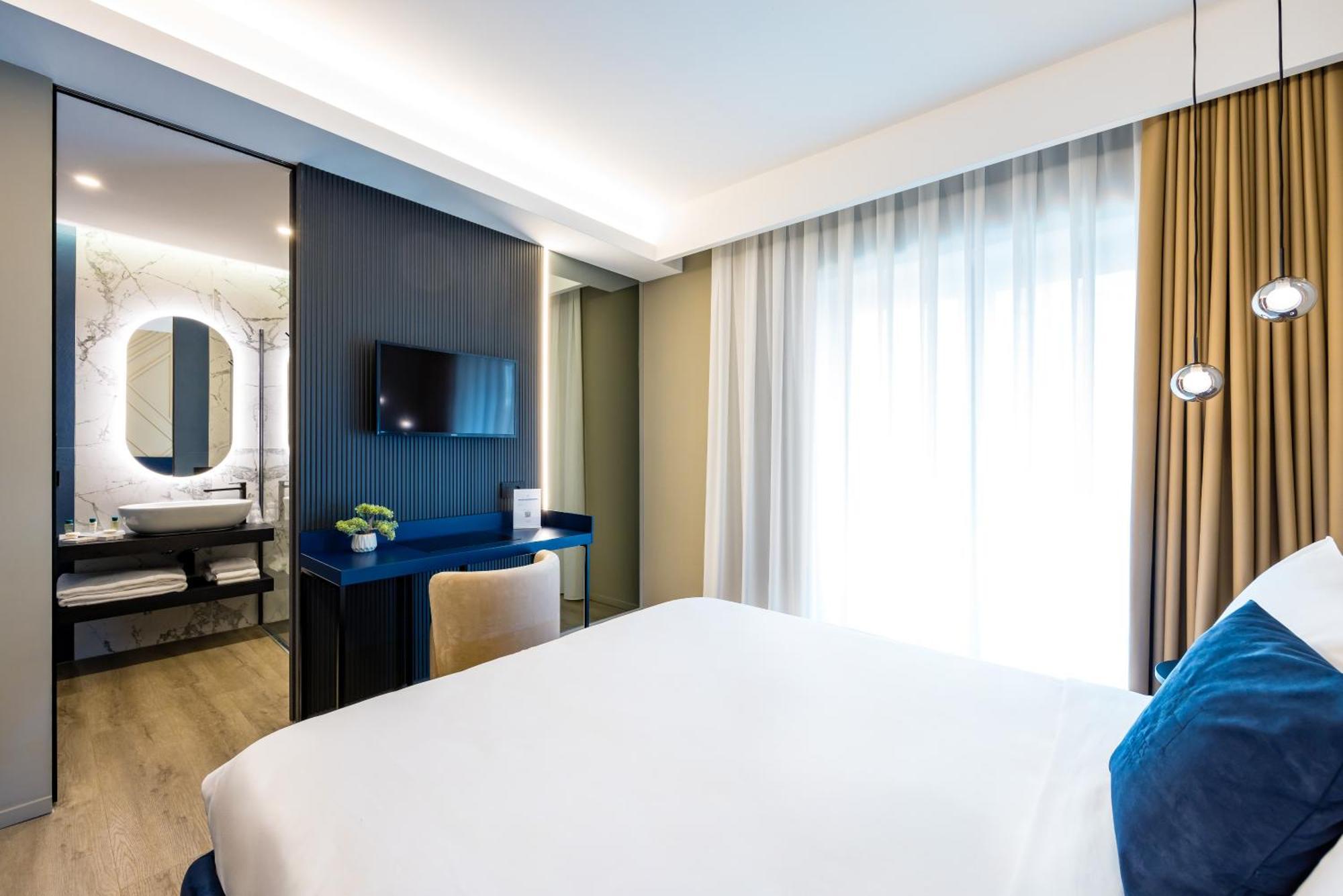 Mh Suites Plebiscito Neapel Exteriör bild