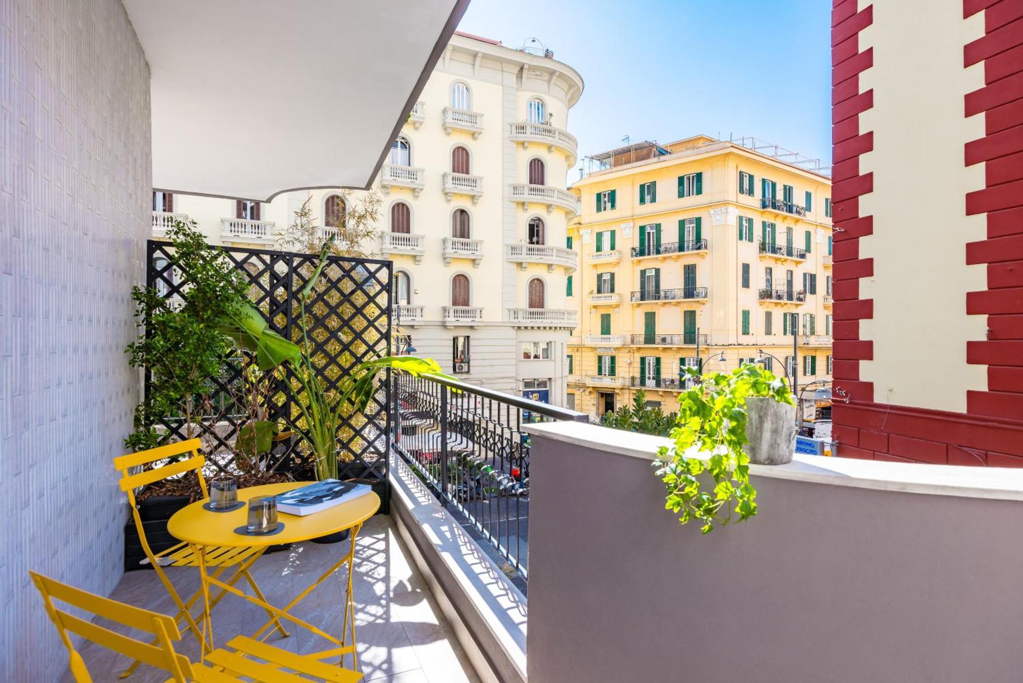 Mh Suites Plebiscito Neapel Exteriör bild