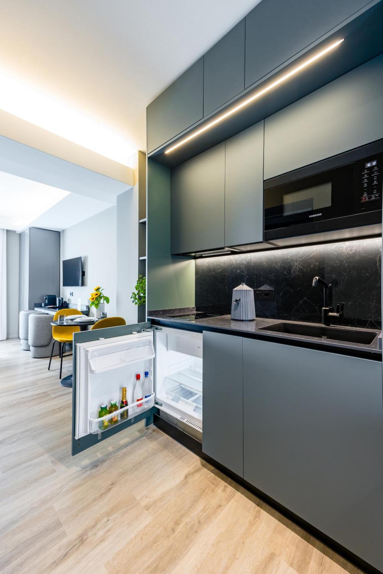 Mh Suites Plebiscito Neapel Exteriör bild